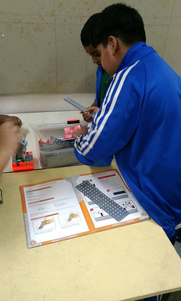 AvishkaarEdu's tweet image. #students contemplating what to create in their Avishkaar #Robotronics session. Finally decided to build #Robots to play #Soccer! 
#robotics