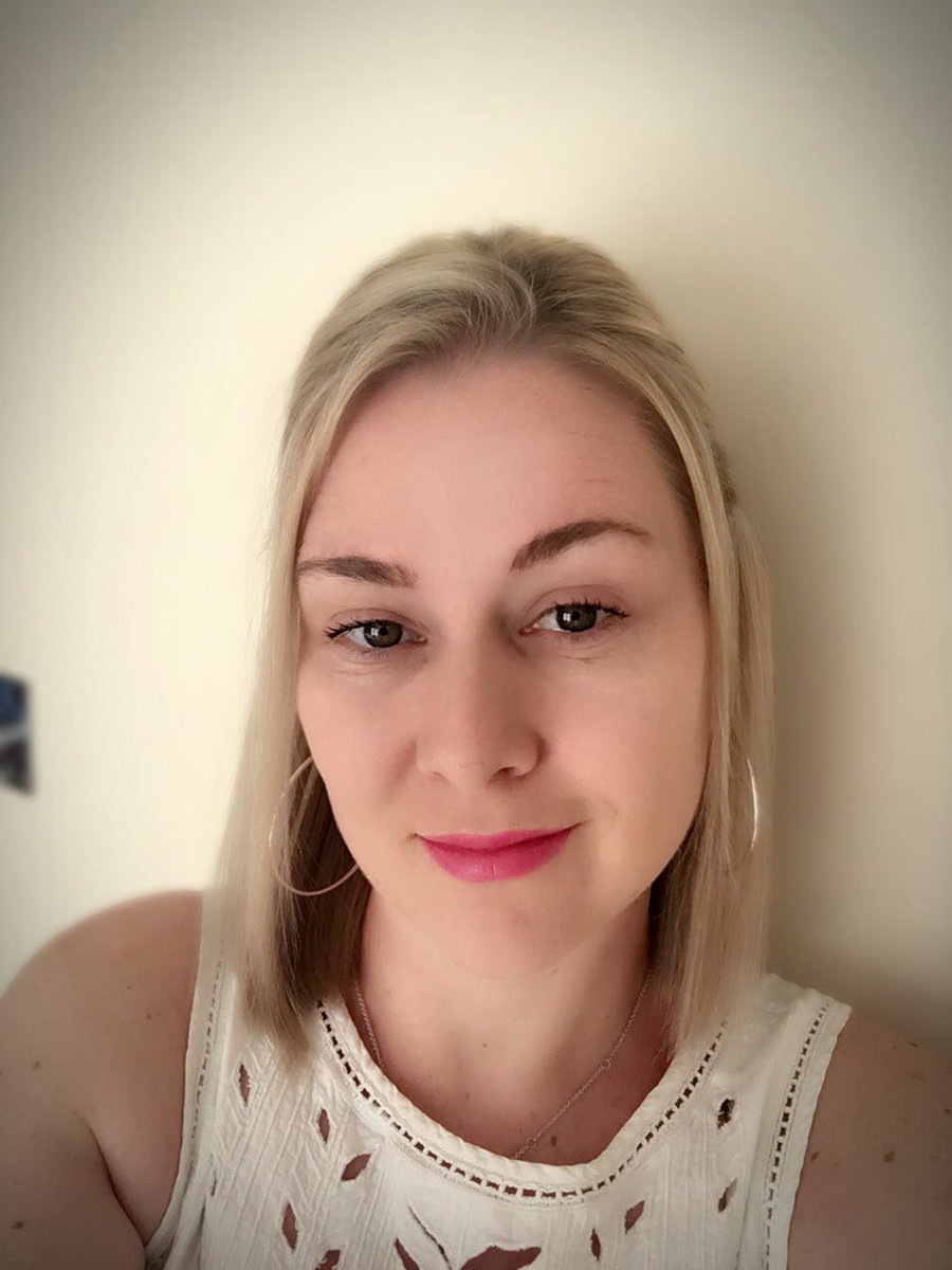 Here's my pink lips for #PinkLippyDayForSMA 
<a href="/LilyMae4SMA/">Lily-Mae For SMA</a> 
Supporting My good friend <a href="/JellyWTBelly/">Jelly Fletcher</a> 
Let's see your pink lips 👄👄👄💋