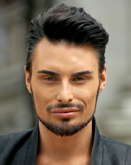 SeagullSimon's tweet photo. @keehans I've only just noticed how much he looks like Rylan Clark! https://t.co/ikEedAGzvn