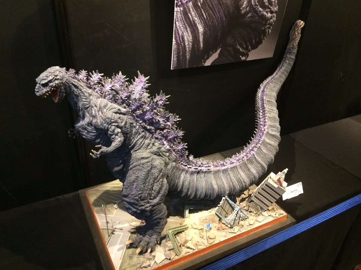 コトブキヤ秋葉原店で開催中の「シン・ゴジラ」ジオラマ展示会に行っ