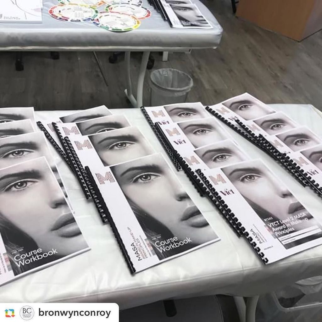 MASAEducation's tweet image. Looking great @bronwynconroy 💄 #RePost
@bronwynconroy MASA MAKE UP COURSE BEGINS Watch our students work unfold over next 10 weeks currentl…