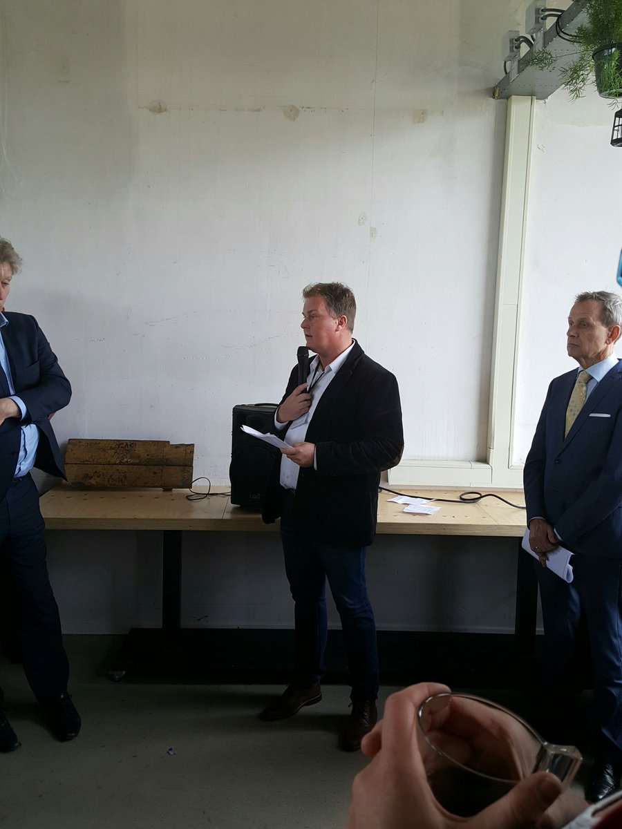 PeerAdm's tweet photo. Edwin Teljeur opent prachtige nieuwe locatie van Meo en Meo Werkt met gloedvolle speech. Gefeliciteerd! https://t.co/DnC31bOA9H