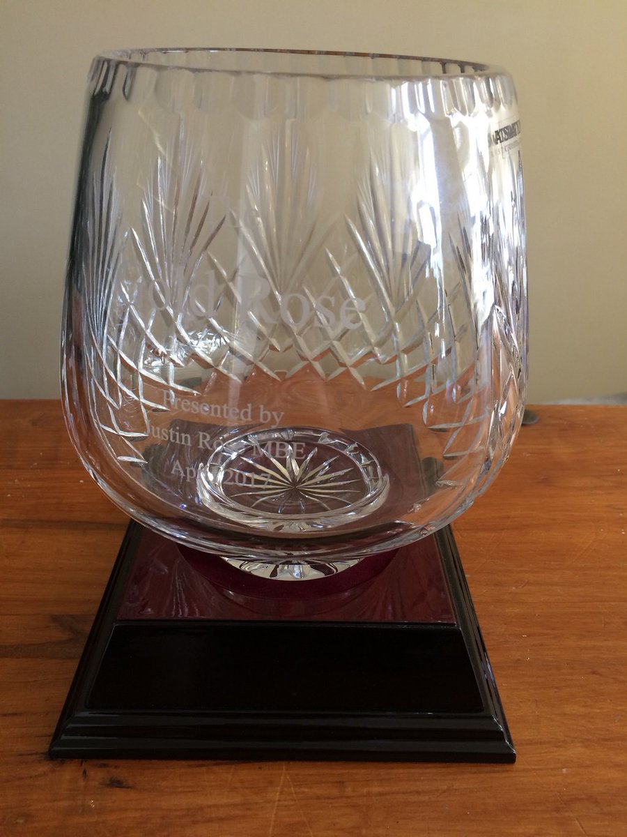 Special bowl donated by <a href="/JustinRose99/">Justin ROSE</a> for the winner of the Gold Rose! 2nd half taking place Sunday at <a href="/NorthHantsGC/">North Hants GC</a> ow.ly/K9Vd30aECfY