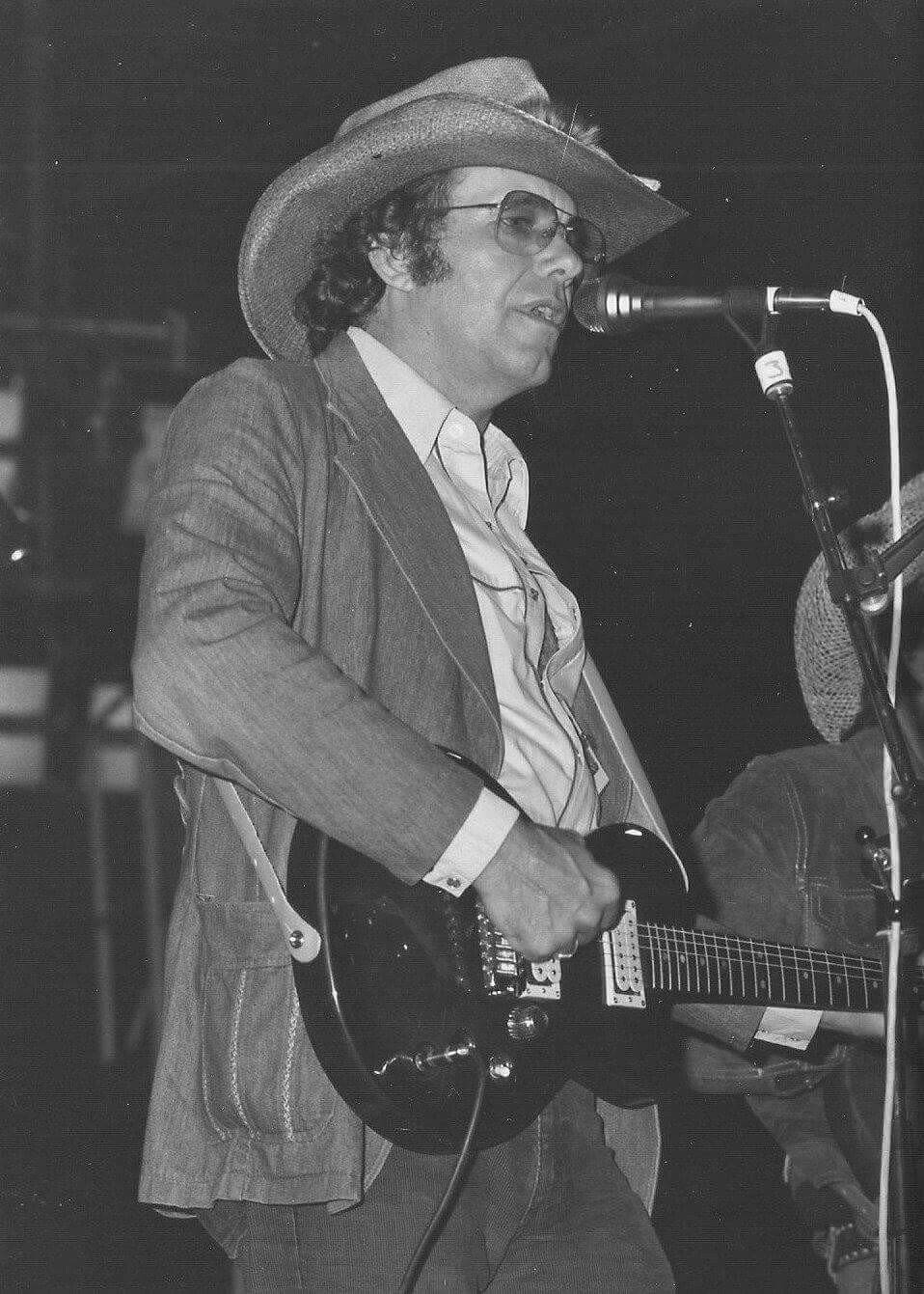  Happy Birthday, Bobby Bare!
*Born on this day in 1935* 