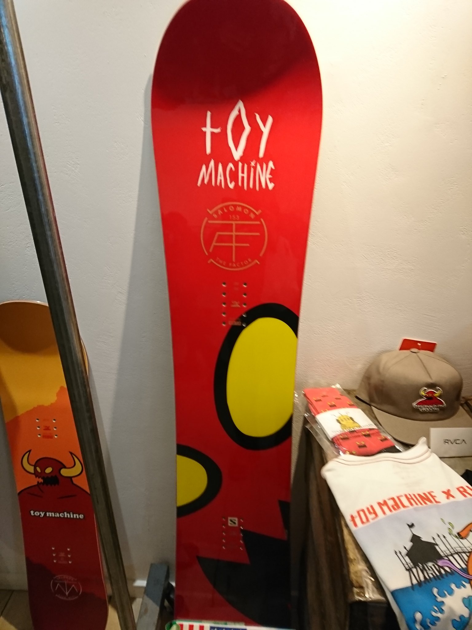 たお 最終値下げ salomon×toy machine スノーボード 2025年最新】toy