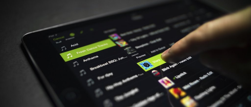 Sourdoreille's tweet image. Le streaming a tué l’intro instrumentale (et c’est un peu de ta faute)

sourdoreille.net/le-streaming-a…