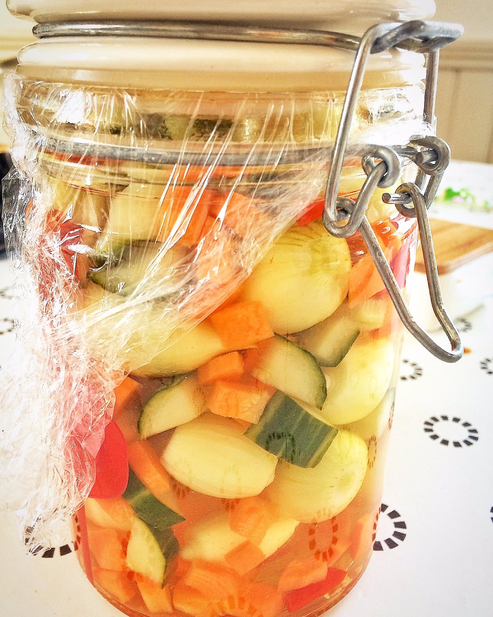 chezmoinic's tweet photo. Alistando el #chilero para la Semana Santa #ChezMoiNic #CocinaInmigrante @chezmoinic https://t.co/VBhI6BjyZZ
