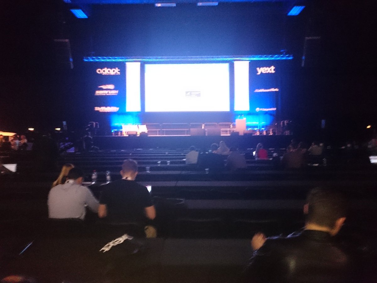 JoeBuzzard's tweet image. Desks are a welcome inclusion for frantic notetakers like myself! Good thinking @brightonseo #NotesNotesNotes #NotAPhotographer