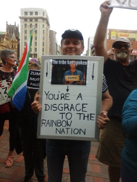 RNEWSZA's tweet photo. #AntiZumaMarches
#portElizabeth #Vuyisile #squere https://t.co/GIOM9Gn2gc