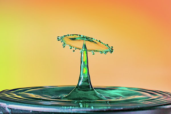 teemutretjakov's tweet image. New artwork for sale! - &quot;Green water drop collision close up image&quot; - teemutretjakov.com/featured/green… @fineartamerica