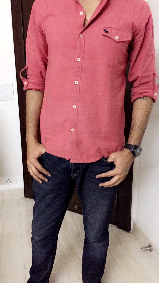 _DeClothe_'s tweet photo. Sometimes the boys like to wear pink and the girls prefer blue .

#DressToExpress
#ColorsAreGenderless
#ShadesOfFashion
#declothe https://t.co/cu1QCSGBaT