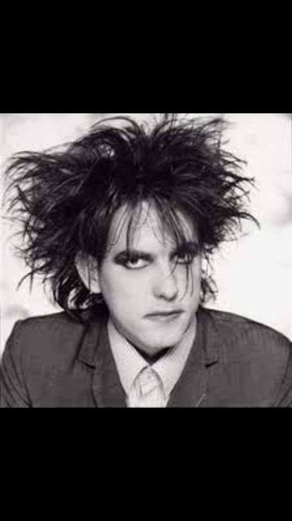 Happy Birthday to the genius that is > Robert Smith  