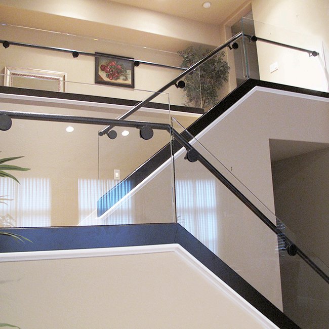 CastGlassImages's tweet image. Custom Plain Glass Metal Handrail.✧Modern, Simple and Clean!✧✶We are offering a complete line of plain glass and mirrors✶