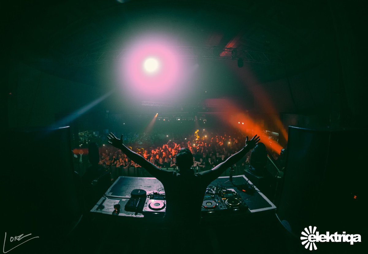 Elektriqa's tweet photo. Huge shout to the artists from last night! @timmytrumpet @ImCoreyJames @MrThomasMusic #EpicScenes #Elektriqa https://t.co/DcjzqxiviN