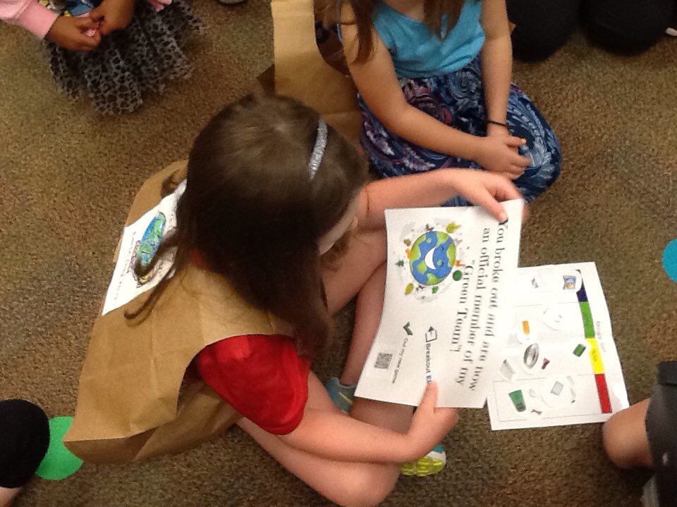 Ottos_Eagles's tweet photo. Earth Day Break Out! @HESRegalEagle @Ottos_Eagles #wildaboutscience #breakoutedu https://t.co/UpyW8ooNCH