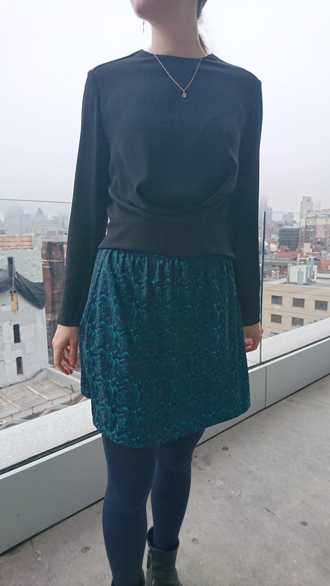 GIFmodel's tweet photo. tonight wearing cyberspase is made of silk skirt from #webmastersummer collection https://t.co/DlCFMRFX4D