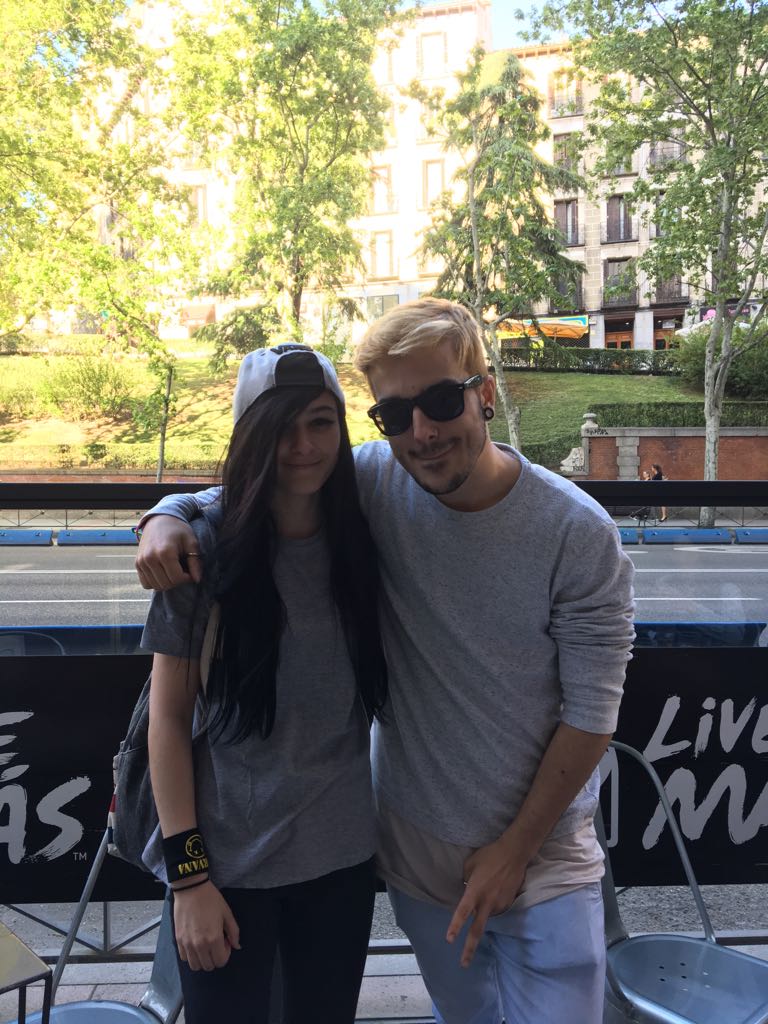 cryyele's tweet photo. te quiero mucho 💛 @WildHater https://t.co/V3bpvYyNiW