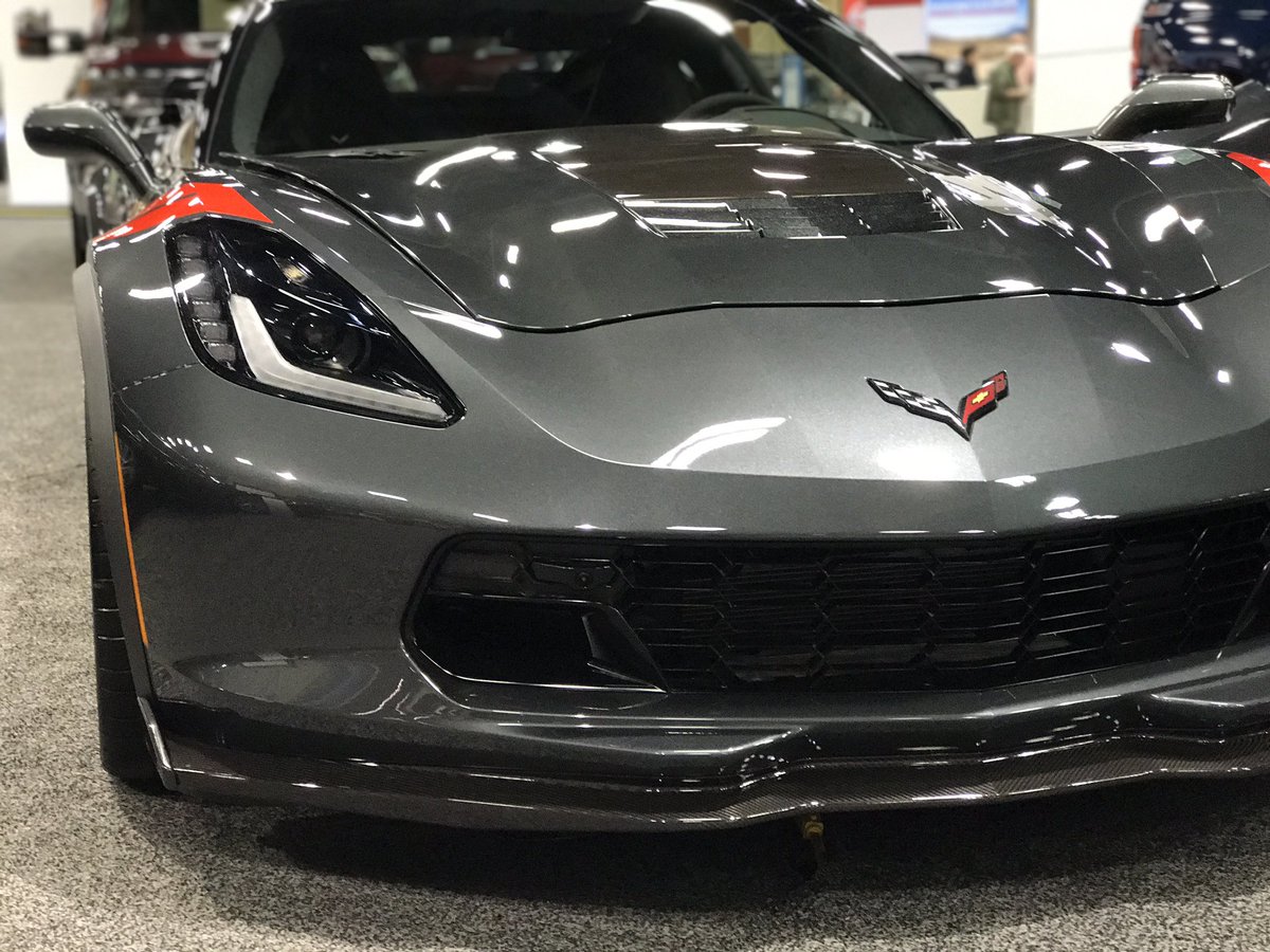 AndresT23's tweet photo. The #Corvette Grand Sport Coupe is a hot car at the @NMAutoShow! #ABQ @chevrolet #NMAutoShow https://t.co/kw5bx9Tmkh