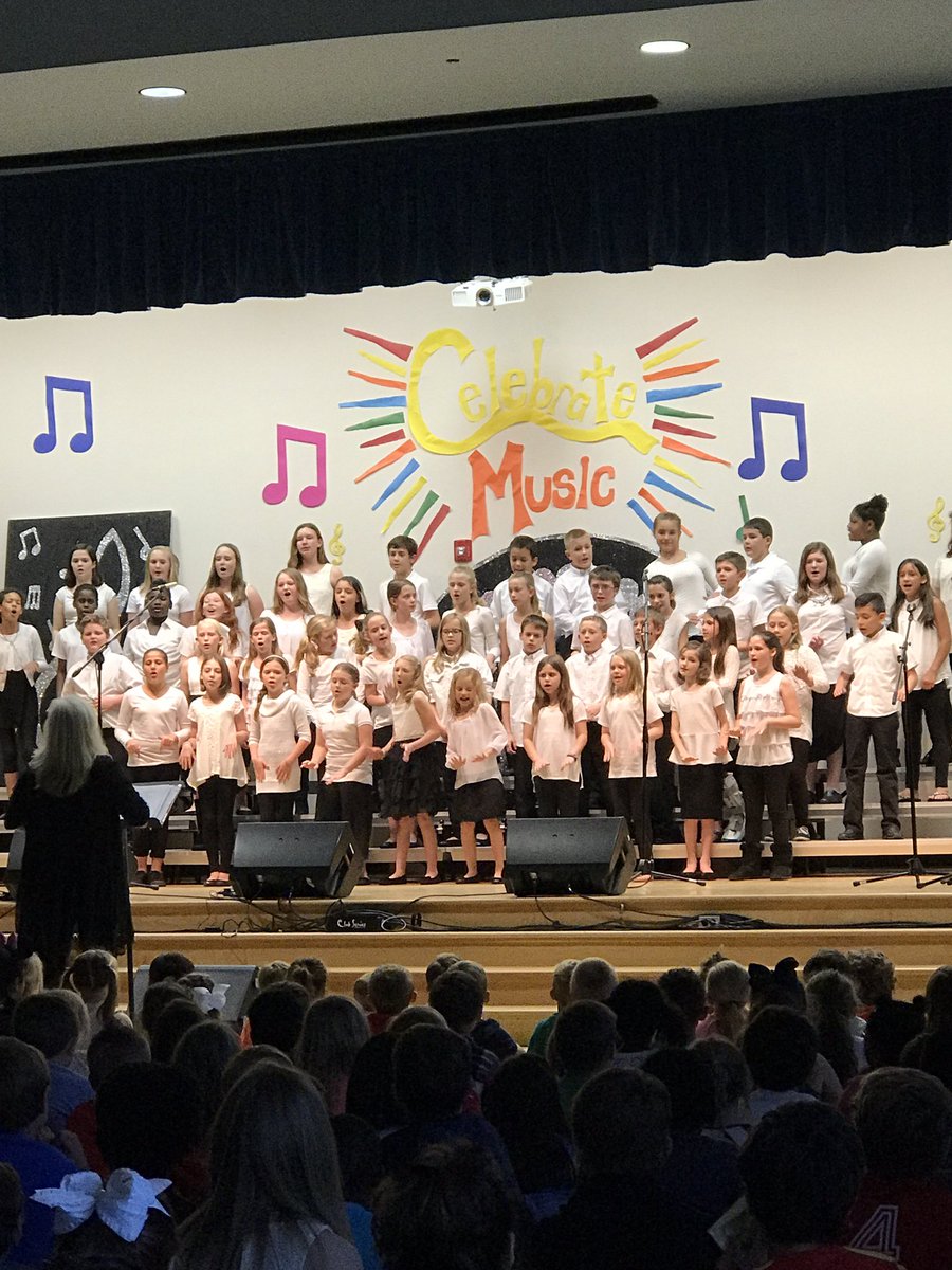 GCPSchools's tweet photo. Thanks @radiodisney @temecularoad @CountryMusic @QuaverMusic for music in our schools https://t.co/4Z95cUsVsg