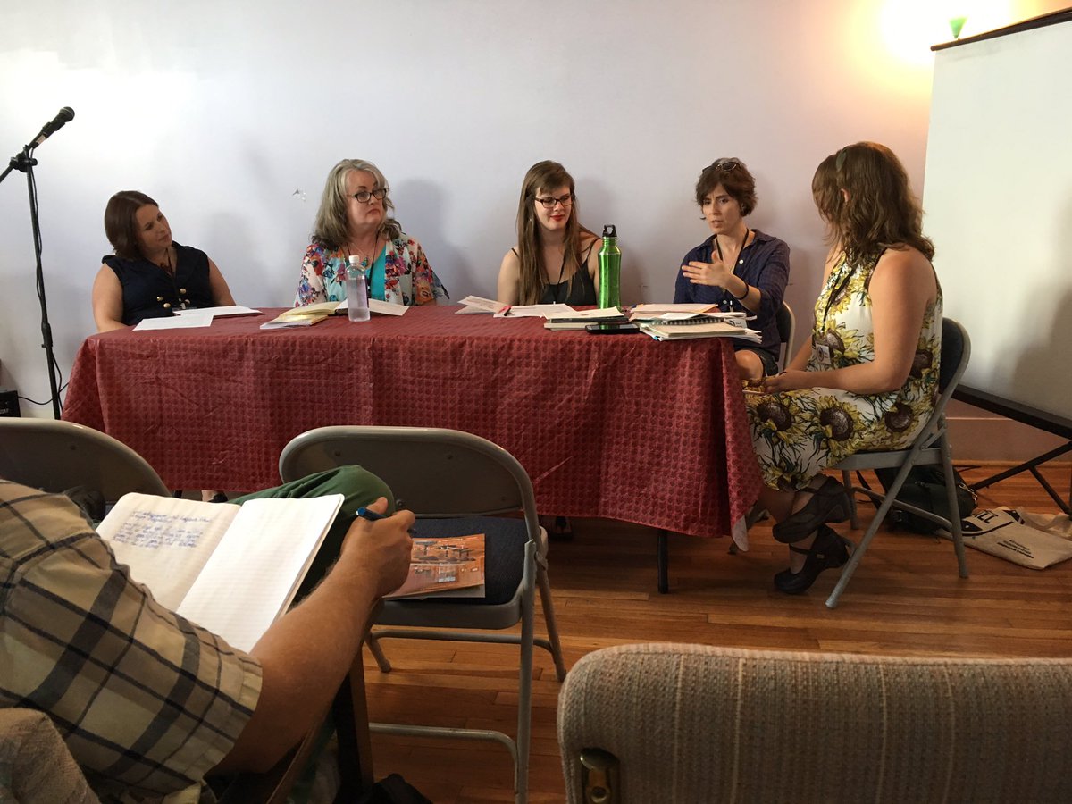 CitizenLitCast's tweet photo. Fabulously fabulist w/@SundressPub at @nolapoetry. https://t.co/tJGA9Dqggx