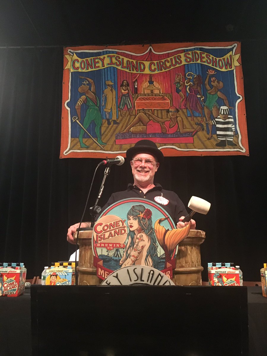 sideshowdog's tweet photo. Hall Of Fame Show at @coneyislandusa sponsored by @ConeyIslandBrew https://t.co/tPyg74SBJi