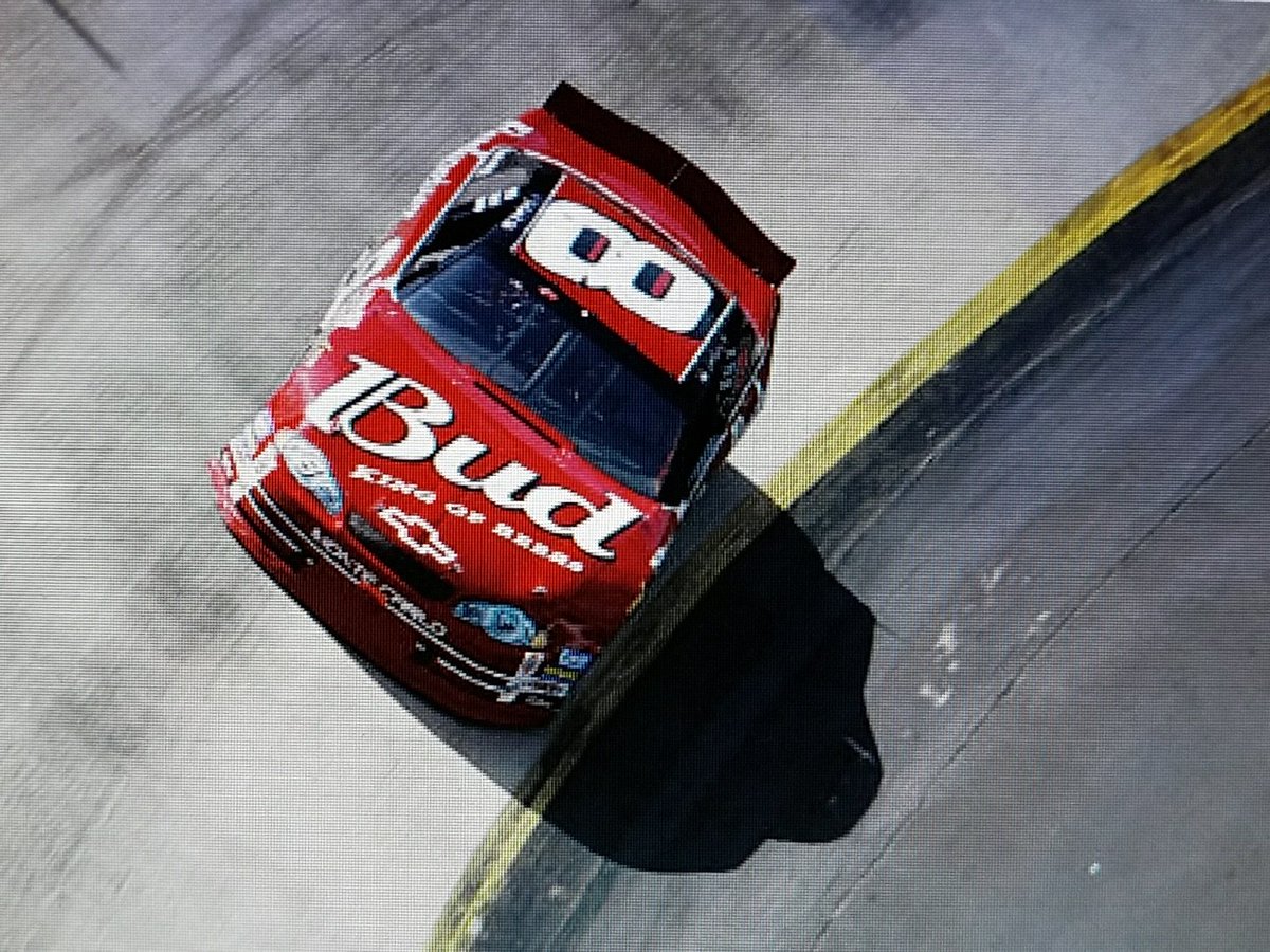 wrangler3chevy's tweet image. Hug the Bottom @DaleJr