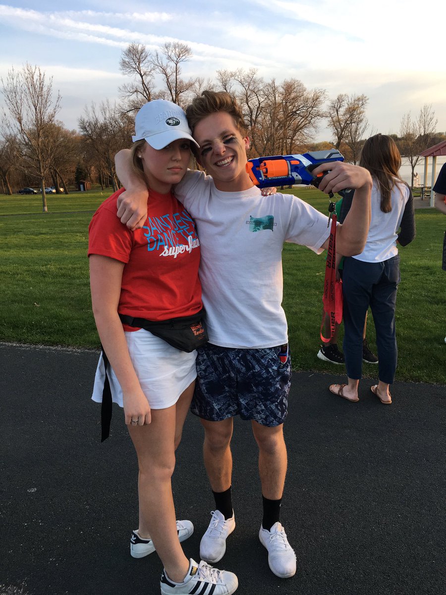 MikeLindell9's tweet photo. That's 2 for the swamp @ephsNERF2017 @amaralim @ashneu11 team glock amole https://t.co/7vH0jyOgFm