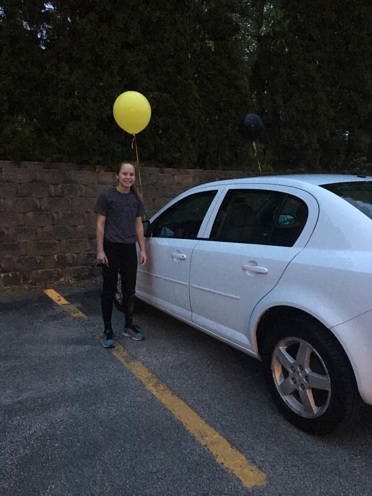 kkoenig34's tweet photo. It's official she's out on the road #schoolpermit🙈 https://t.co/DWeo5LKjQQ