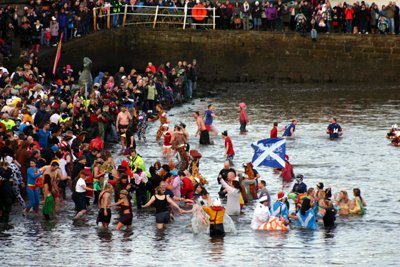 robinmckelvie's tweet photo. The World Famous #Blogmanay Loony Dook in Pictures https://t.co/3hL8IjIzUa #Travel https://t.co/bOvRzOK4ek