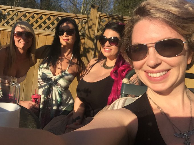 Taking in some sun with @kandy_kink @VancouverDomina @TheSamanthaMack https://t.co/kW5ZXA1XFh<a class="tags" target="_blank" title="On Twitter" href="/?out=eyJ0eXAiOiJKV1QiLCJhbGciOiJIUzUxMiJ9.eyJpYXQiOjE3MjA5NzIzOTgsImlzcyI6InR3cG9ybnN0YXJzLmNvbSIsIm5iZiI6MTcyMDk3MjM5OCwiZXhwIjoxNzUyNTA4Mzk4LCJyZWRpcmVjdF91cmwiOiJodHRwczovL3R3aXR0ZXIuY29tL2thbmR5X2tpbmsifQ.6qjaBzDB0BQmh0z0x3GCuPBE_nnAnAYFrtZM5hUnhG0DVjNB20bwfniMDo_brKWE9Jw6UJl2CzL33t4mCIIW0Q">@kandy_kink</a><a class="tags" target="_blank" title="On Twitter" href="/?out=eyJ0eXAiOiJKV1QiLCJhbGciOiJIUzUxMiJ9.eyJpYXQiOjE3MjA5NzIzOTgsImlzcyI6InR3cG9ybnN0YXJzLmNvbSIsIm5iZiI6MTcyMDk3MjM5OCwiZXhwIjoxNzUyNTA4Mzk4LCJyZWRpcmVjdF91cmwiOiJodHRwczovL3R3aXR0ZXIuY29tL1ZhbmNvdXZlckRvbWluYSJ9.oN0f_FviXZjQhKBfXmibhkiA4MA20bzKaXLLOmY-cmmB3nx6AbIvYL1CxalUDXCrV7gskr4l5iyQ3lc1NhkGfg">@VancouverDomina</a><a href="/tag/belize"class="tags"><span>#belize</span></a>