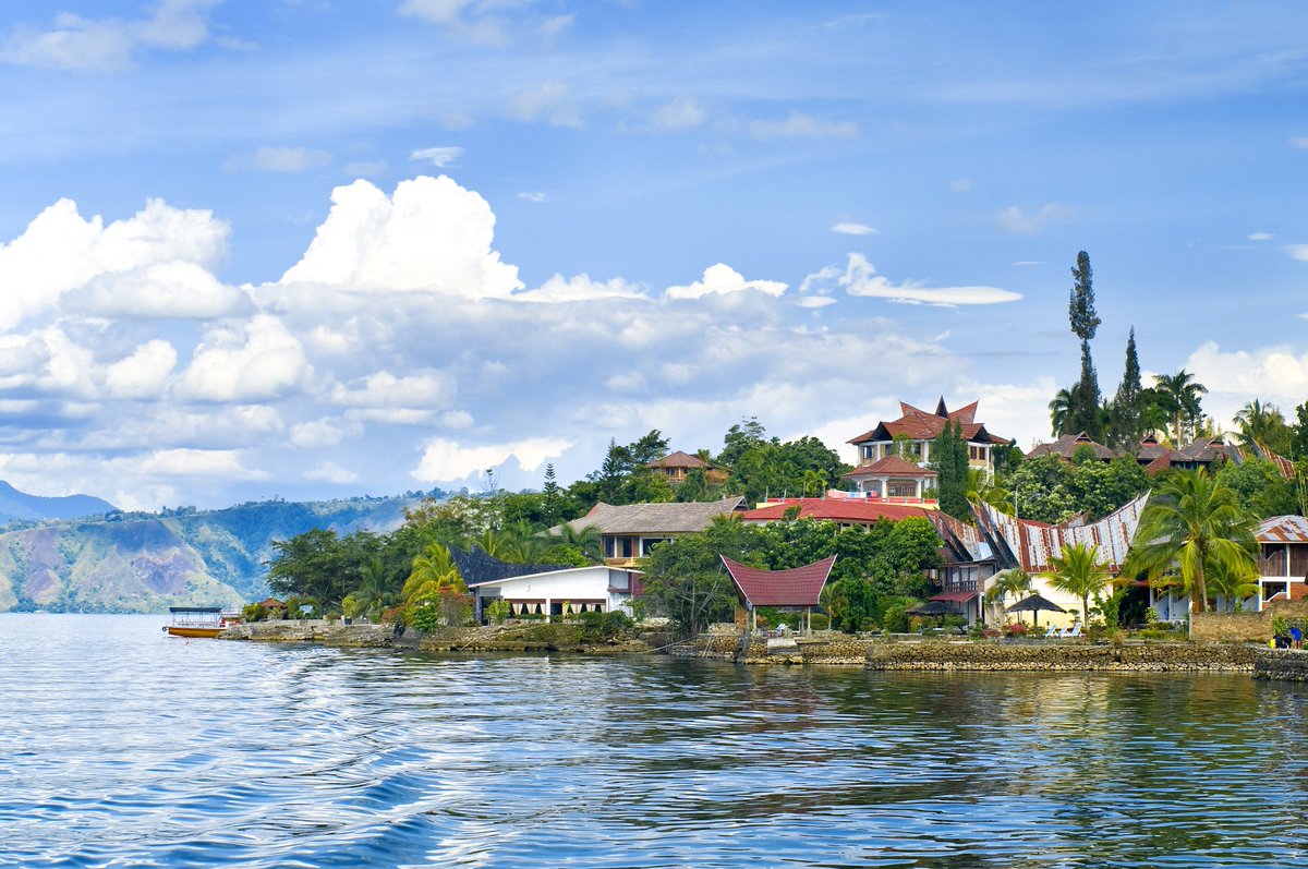 wanderlust_guru's tweet photo. #Samosir / #Indonesia
Accommodation: https://t.co/phQFH7ftff
#laketoba #tobalake #tuktuk #wanderlust #southeastasia #sumatra #volcano https://t.co/CsFYwniarH
