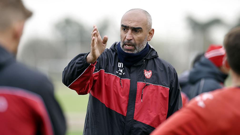 #Instituto l Ivan Delfino dejo de ser el DT de "La Gloria".