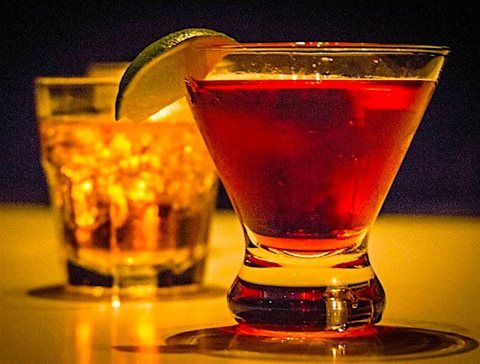 Page71LoungeSC's tweet photo. It's not Thursday; it's Friday Eve!!! Make plans to hang with us this weekend - we'll meet you at the bar! #weekend #vibes #StudioCity #DJ https://t.co/FqOOHlVluc