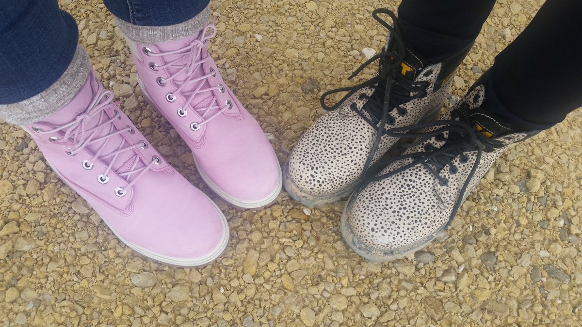 michelejohansen's tweet photo. We're #ConstructionBoot Stylin'!

#ItsAllAboutTheBoots
#AdministrativeProfessionalsDay is coming
@MortensonIL #MercyHealth @DaphneFiene https://t.co/5vPouxLc1k