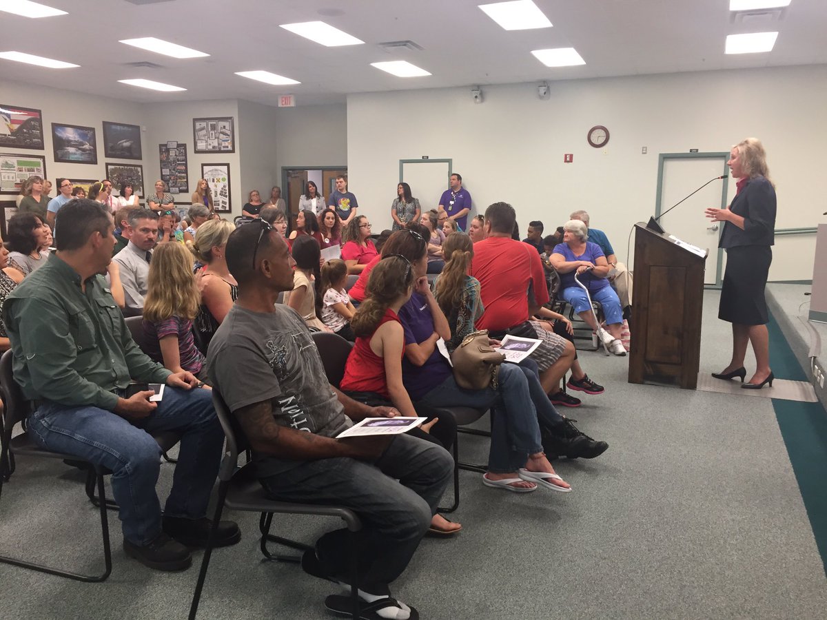HCSD 19th Art Rec. Night. SHS provided music, CES students sang Anthem &amp; NCTHS Culinary Arts provided cookies. Super gave out special awards