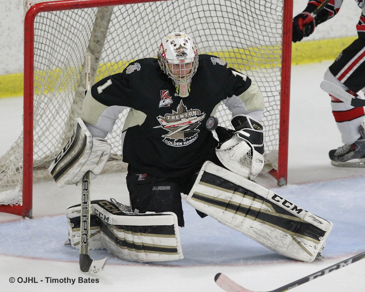 ojhlimages's tweet photo. Constantly impressed with the "tenders" and their compete level @OJHLGoldenHawks @janzsauce https://t.co/Q7iBGD1a1w