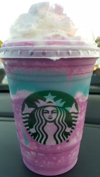 2 pic. Mermaid Approved! ❤🐚

#unicornfrappuccino https://t.co/YYAjlhOhuy