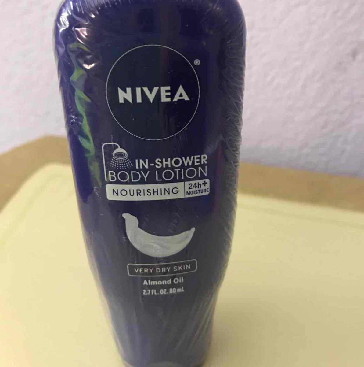 Jamrack1973's tweet photo. i just got this new in shower lotion complimentary in my Influenster Voxbox and it left me all smooth and silky! #NIVEAInfluenster @NIVEAUSA https://t.co/UgJIy8iSmY