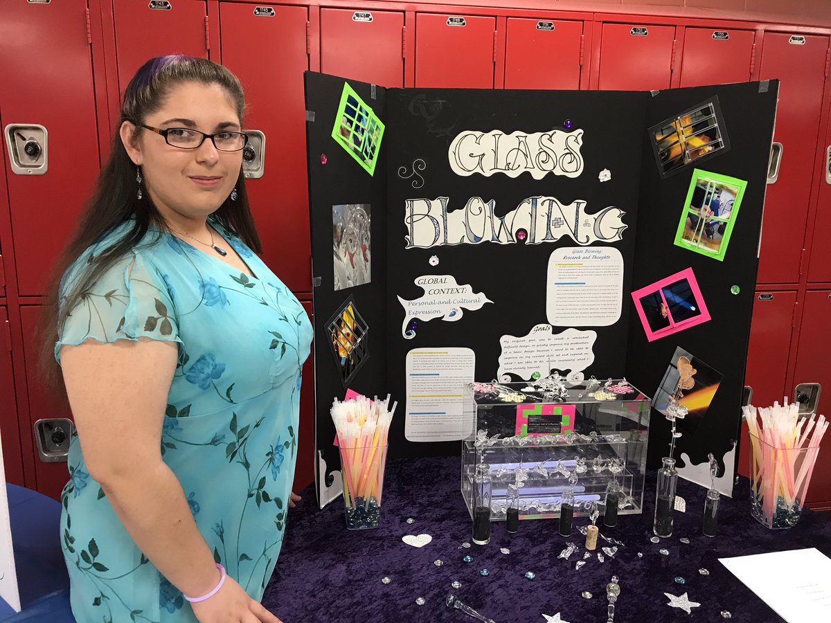 CCSD_IB's tweet photo. Amazing personal projects at Valley High School tonight! @CCSDMagnet @VHSIB @Valley_Vikings #CCSDIB https://t.co/ik1OcbqqR7