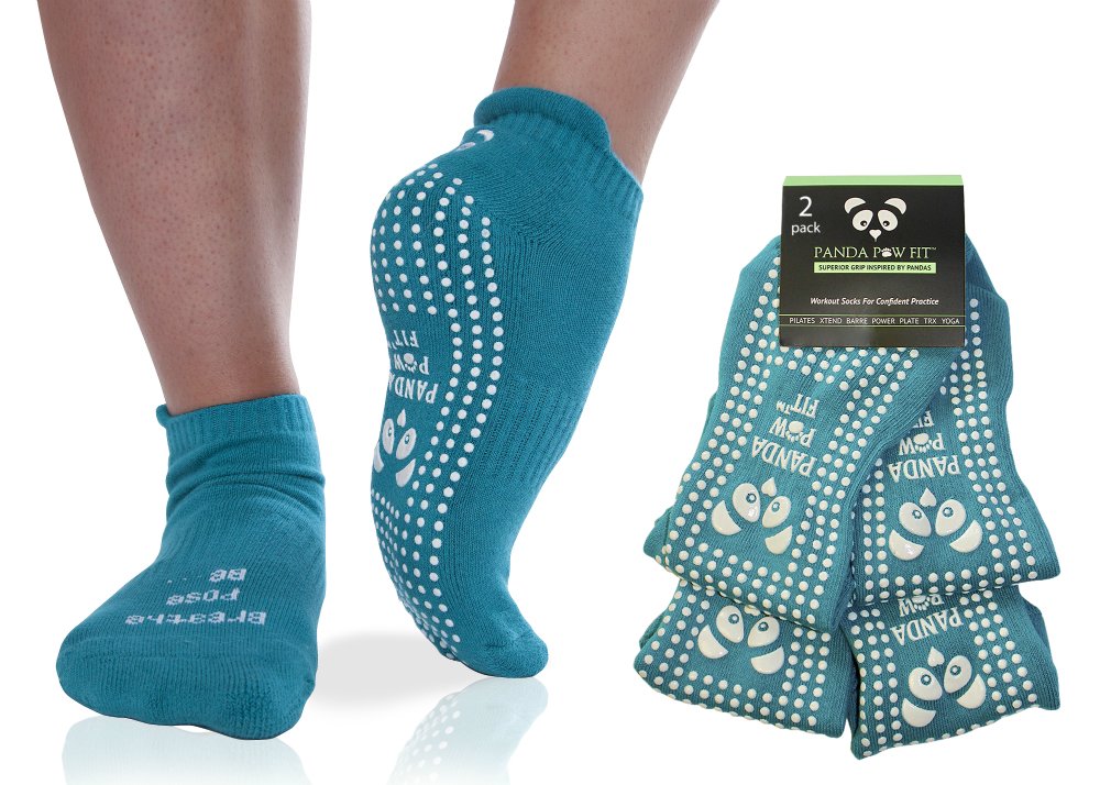 Loving these non-slip yoga socks. Cover the full sole of the foot- no slipping even on down dog! amzn.to/2fAIK3s