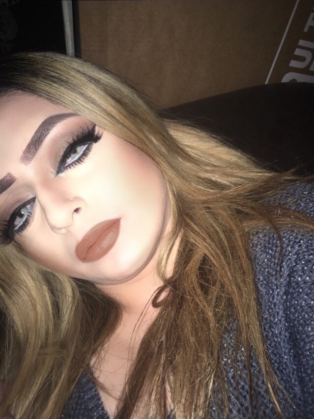 ArissasGlam's tweet photo. Love the new @NyxCosmetics suede lip liner in soft spoken. Water line also @NyxCosmetics . Brows medium brown @ABHcosmetics @norvina1 💋a https://t.co/Lp16PCsEWB