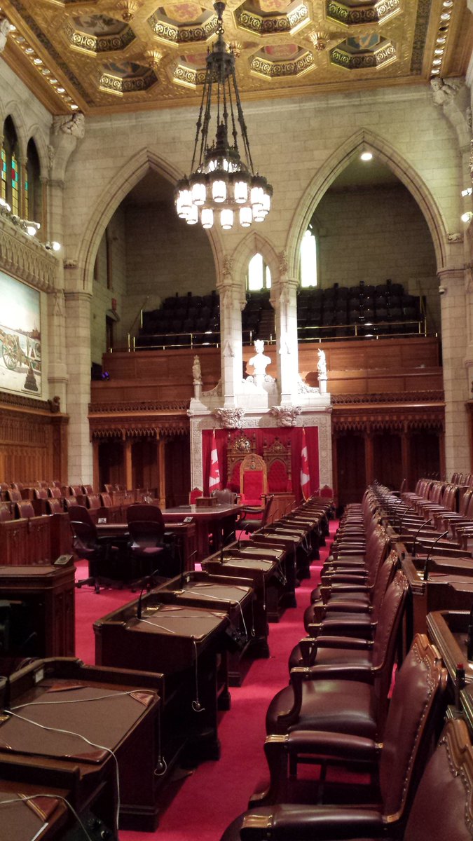 MmeIsabelleD's tweet image. On ne s&apos;ennuie pas en 5e année! Courses de voitures solaires, visite de la Cour suprême du Canada et visite du Parlement!