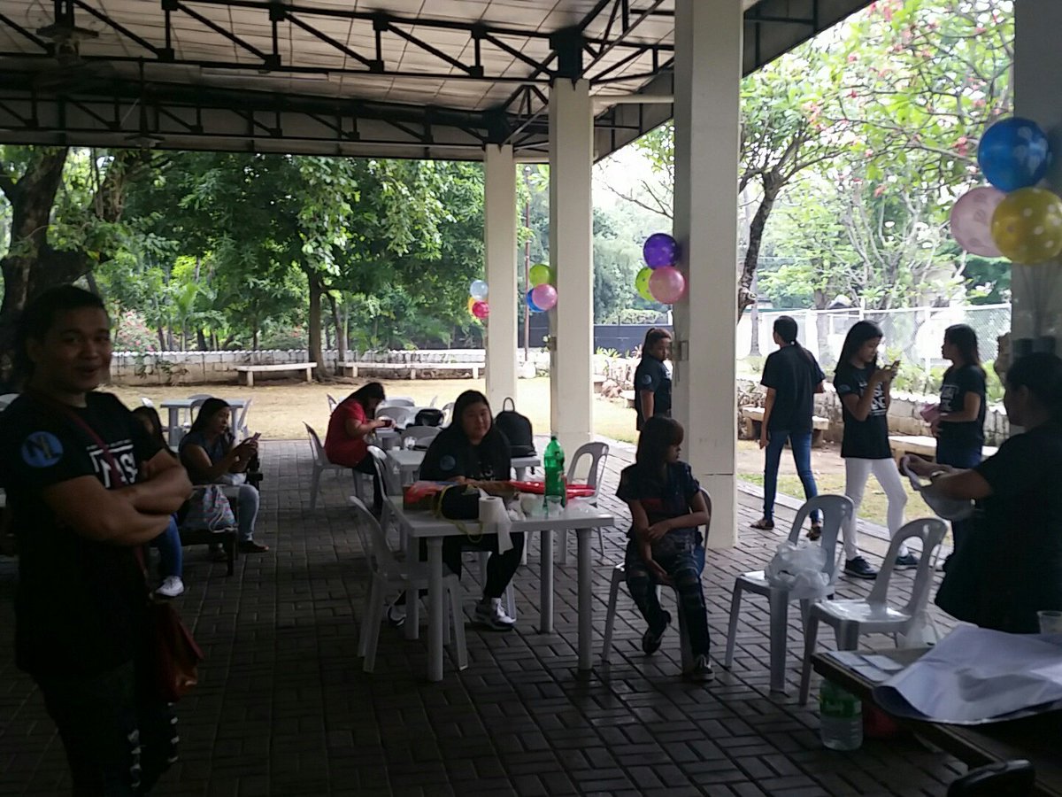 NashLenersOFC's tweet photo. NashLeners. :) 

NashLenersXSharlene 1stCharityEvent https://t.co/F4EvEjBHlz