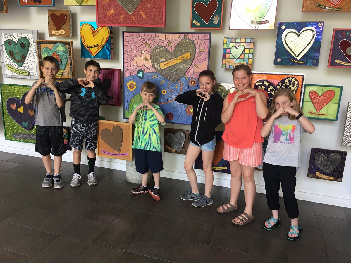 Starside Elementary (@starsidecomets) on Twitter photo 6 Starside students who earned 65+ hours of community service visited <a href="/rmhckc/">Ronald McDonald House Charities of KC</a> to take a tour and make snacks. 6 Starside students who earned 65+ hours of community service visited <a href="/rmhckc/">Ronald McDonald House Charities of KC</a> to take a tour and make snacks.