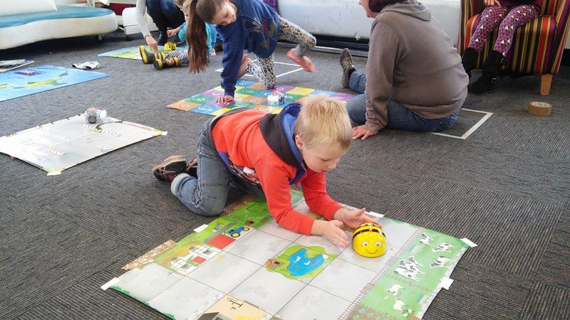 ChristchurchLib's tweet photo. Holiday happenings at #shirleylibrary. Board Games and Beebots. Lots of challenges and fun to be had.@chchLibLearning ^RL https://t.co/H70S9FFGVy
