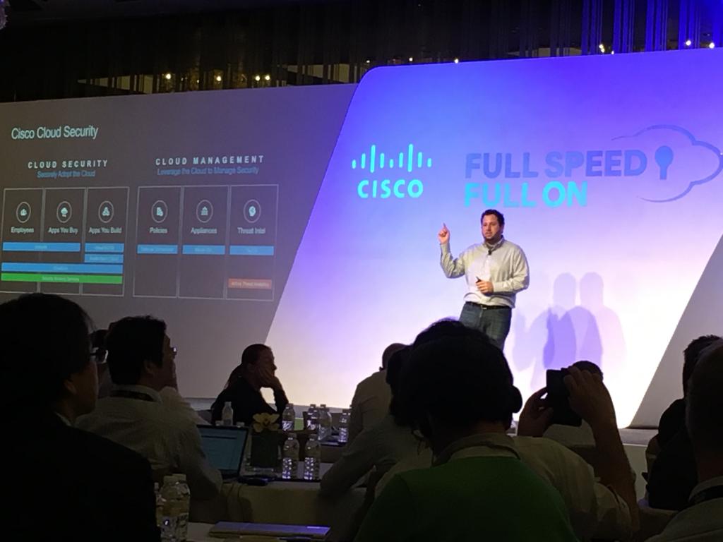 CiscoPartnersAP's tweet photo. The AS Problem - artificial stupidity. When machines don't have enough context to make smarter decisions @davidu #CiscoPC https://t.co/fzYEmro3CV
