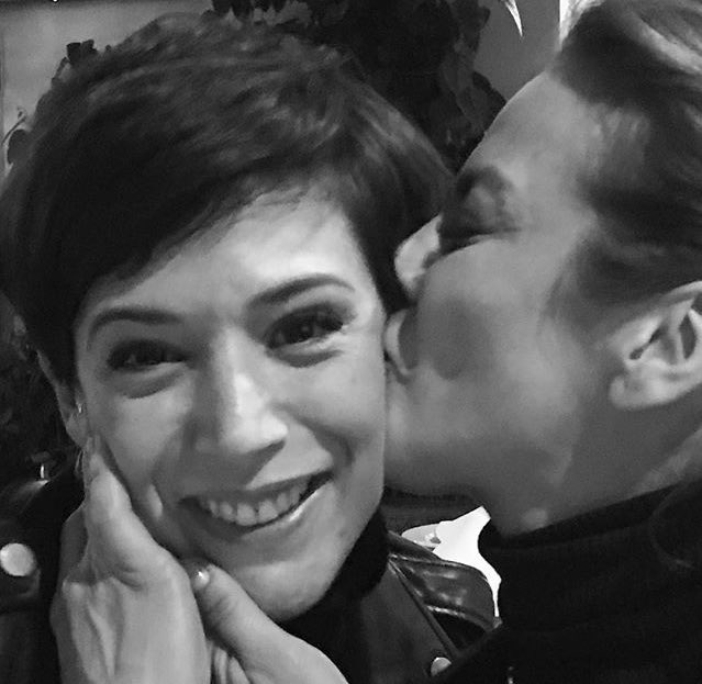 karenobr97's tweet photo. #Regiela #Silvanda jajaja ok no
Peroooo 😍😍😍😍 no puedo.. https://t.co/b1XfCNRsbE