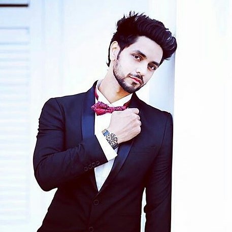 hasana2509's tweet photo. @shaktiarora looking so hot prince... I like shakuu.... 
Waiting come to Indonesia my king #shooting #antv #amazing #shaku #bhai #love https://t.co/IINavJnjqD