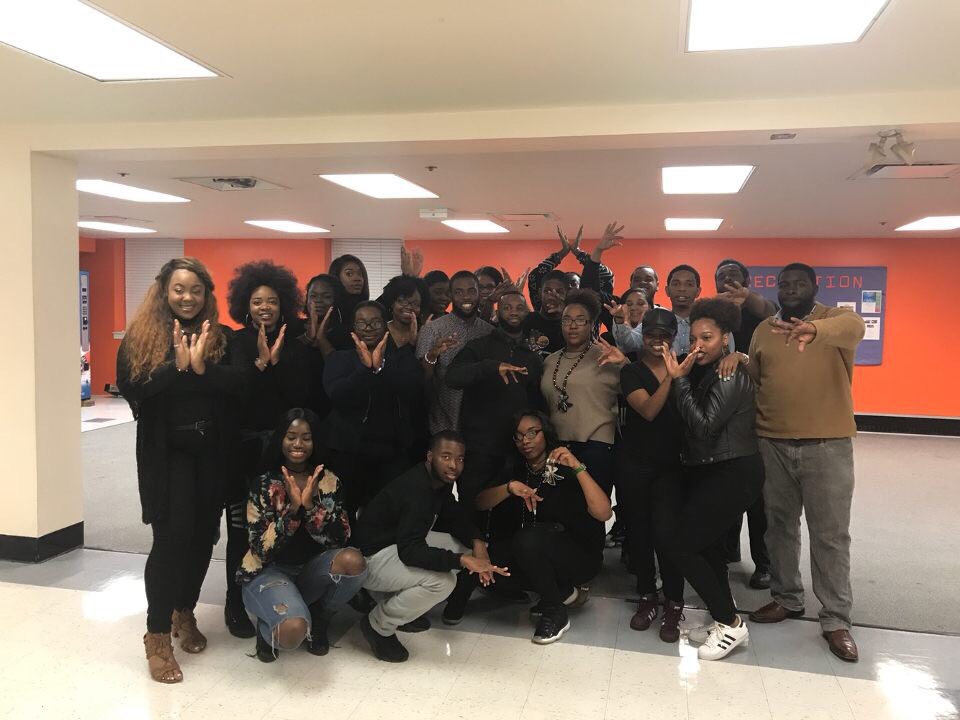 NewWater97's tweet image. Thank you once again to the lovely ladies of @_VANITYeffect for hosting game night with us