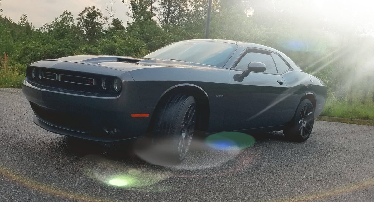 thetreycarter's tweet photo. #dodge #challanger #hemi https://t.co/9KJ37PaZ5Q